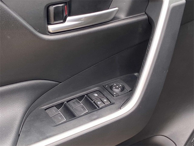 2023 Toyota RAV4 Hybrid photo 13