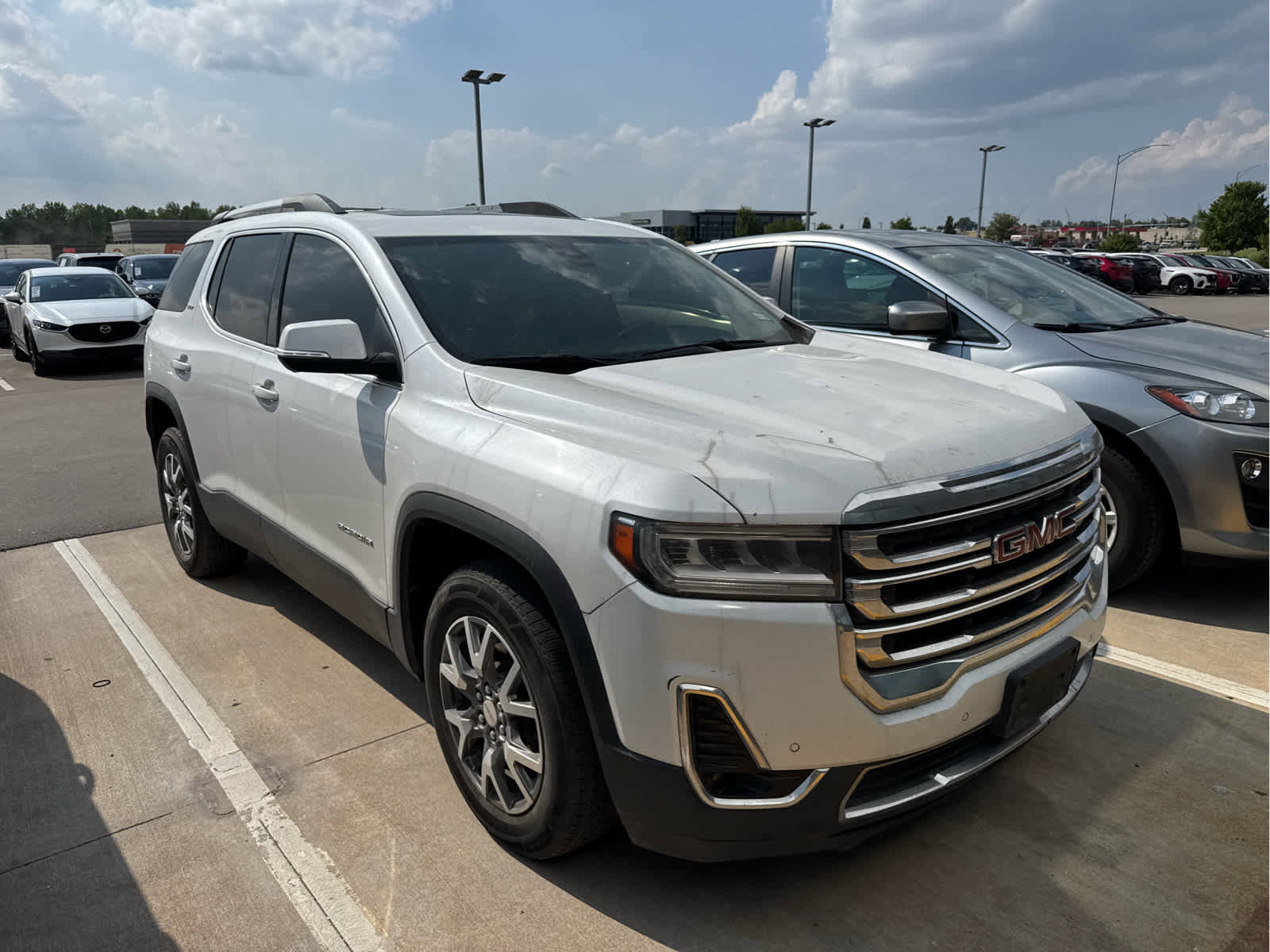 2021 GMC Acadia SLT