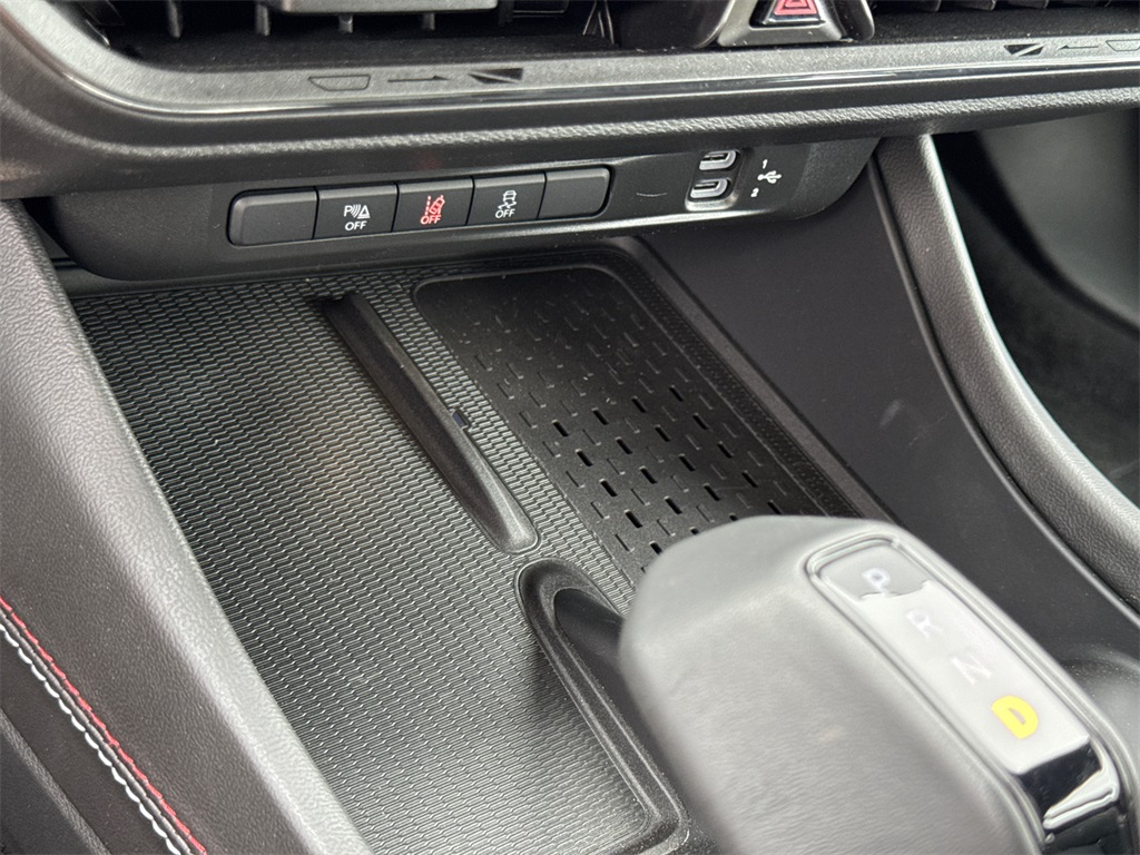 2024 Dodge Charger R/T photo 26