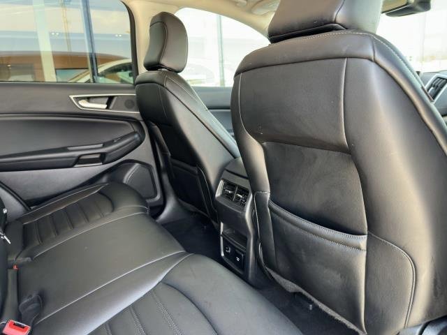 2022 Ford Edge SEL photo 42