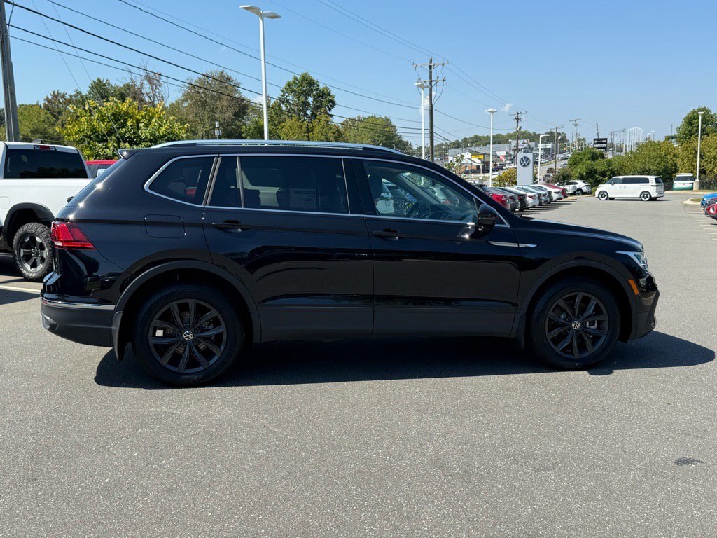 2024 Volkswagen Tiguan SE Wolfsburg Edition photo 20