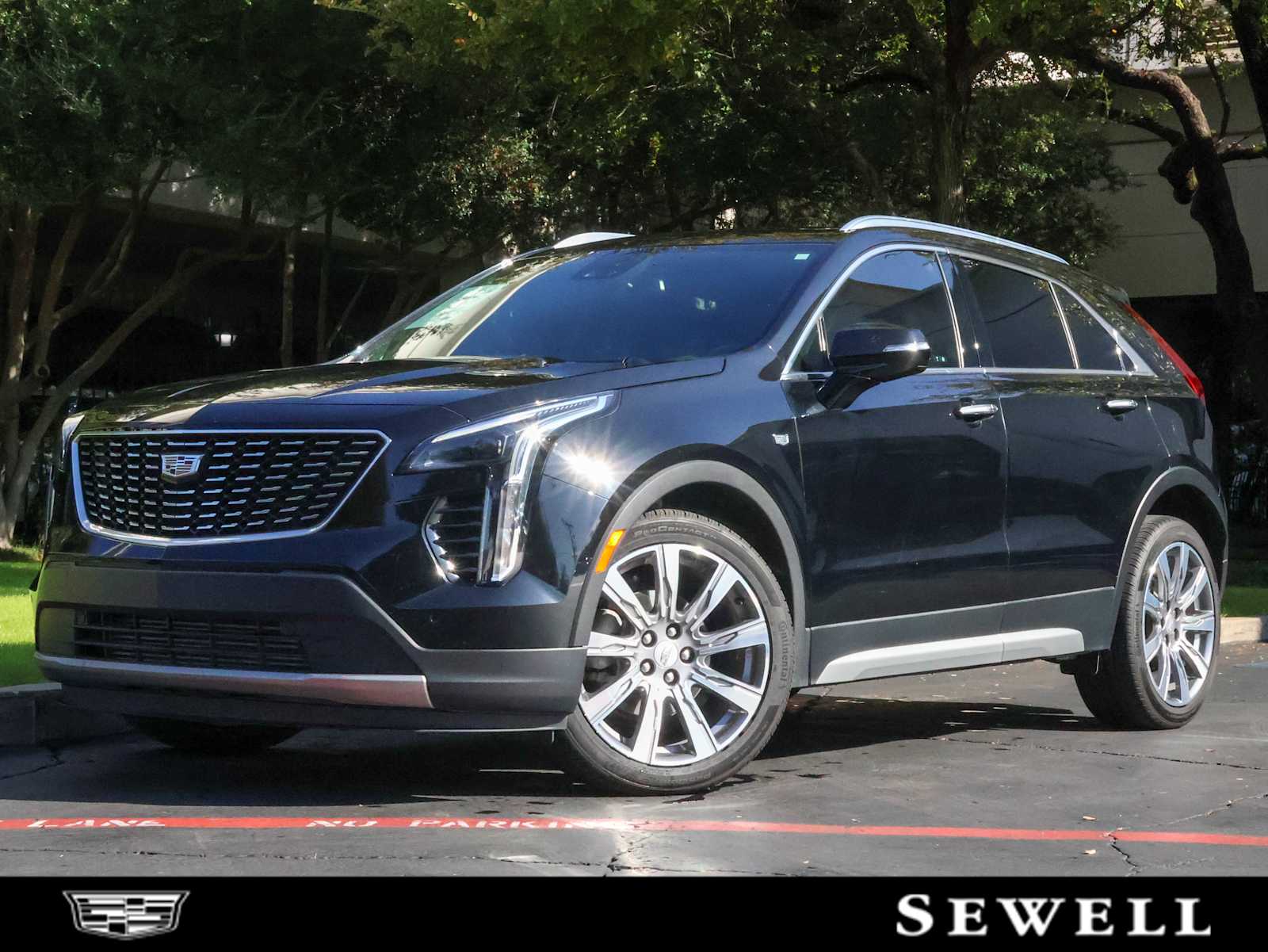 2023 Cadillac XT4 Premium Luxury's photo