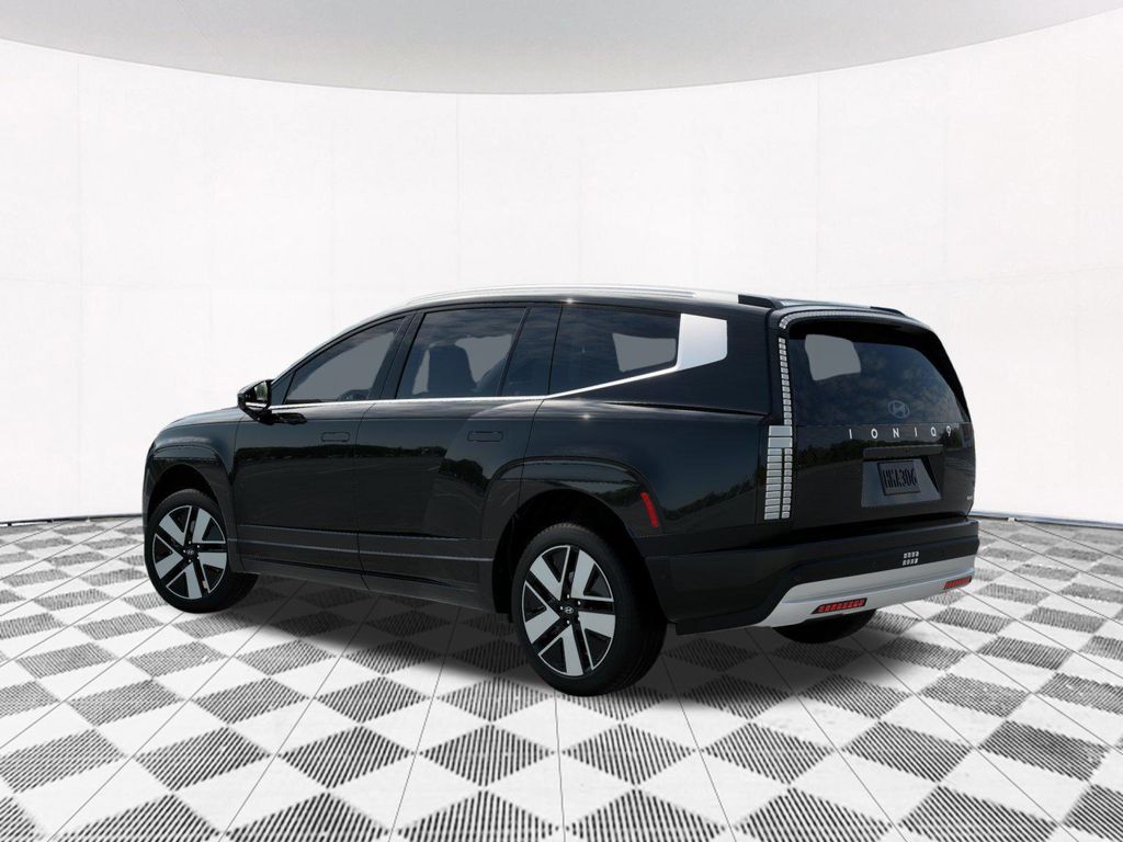 2026 Hyundai Ioniq SEL photo 4