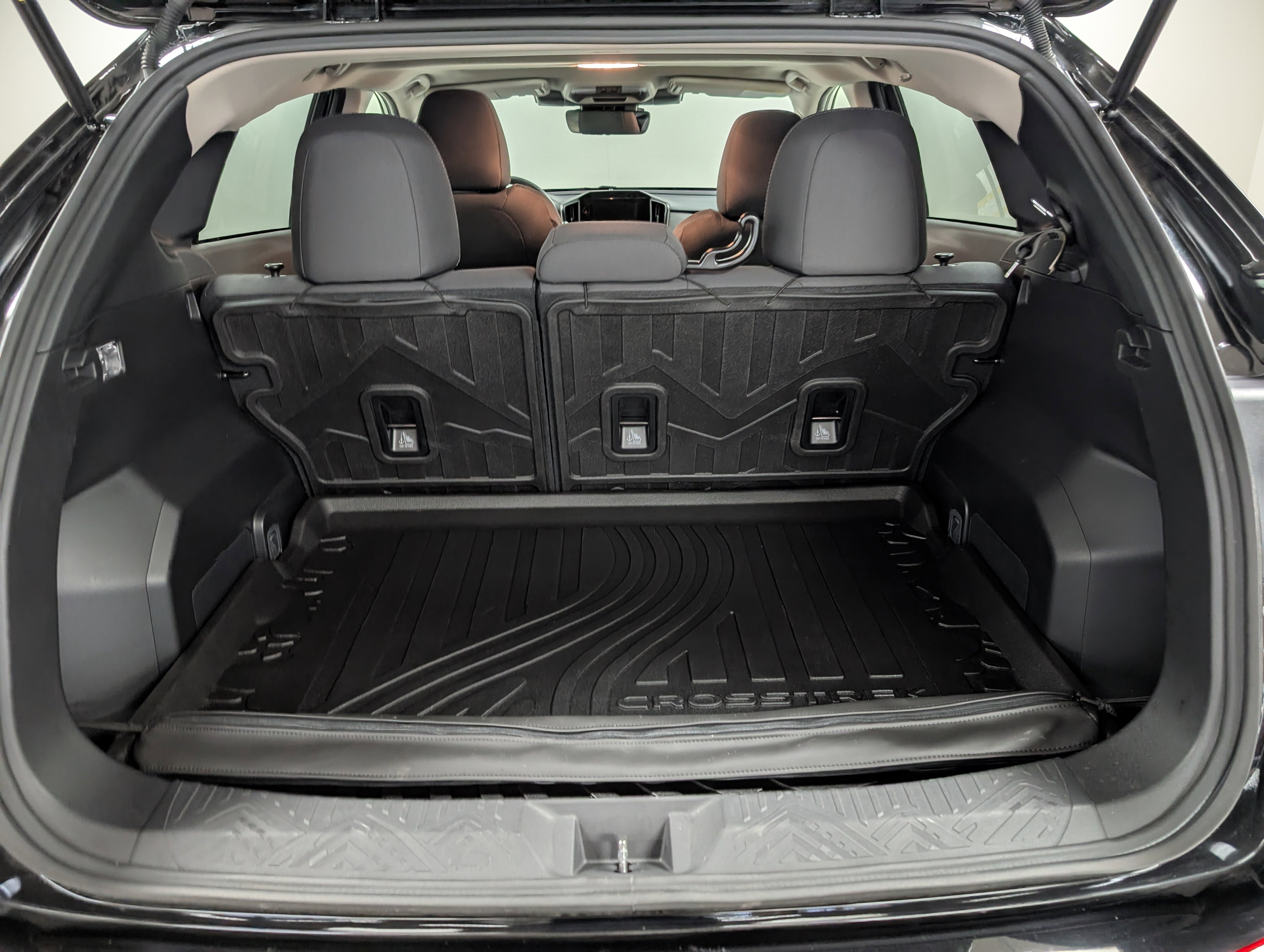 2025 Subaru Crosstrek Premium photo 7