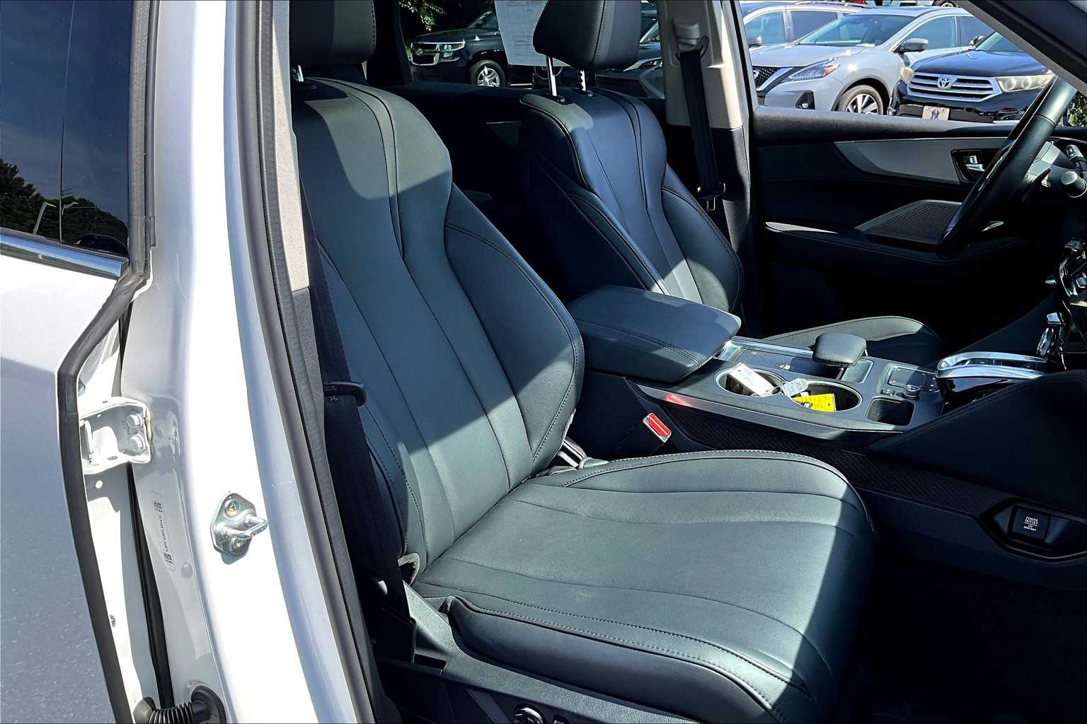 2023 Acura MDX Sport photo 8