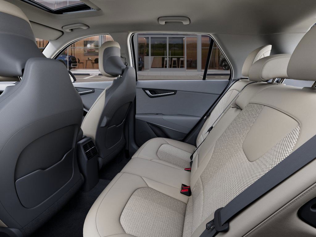 2025 Kia Niro EX Touring photo 17