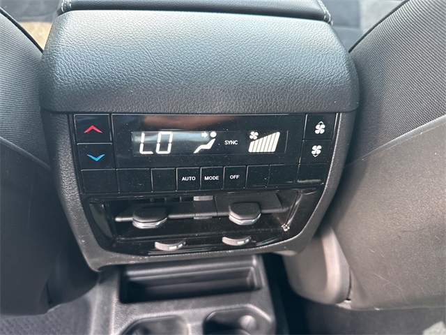 2024 Jeep Grand Cherokee Altitude X photo 12