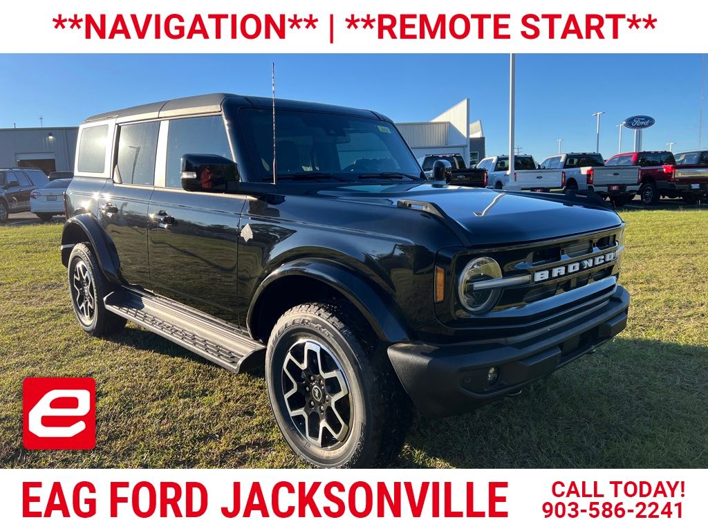 2025 Ford Bronco 4-Door Outer Banks's photo