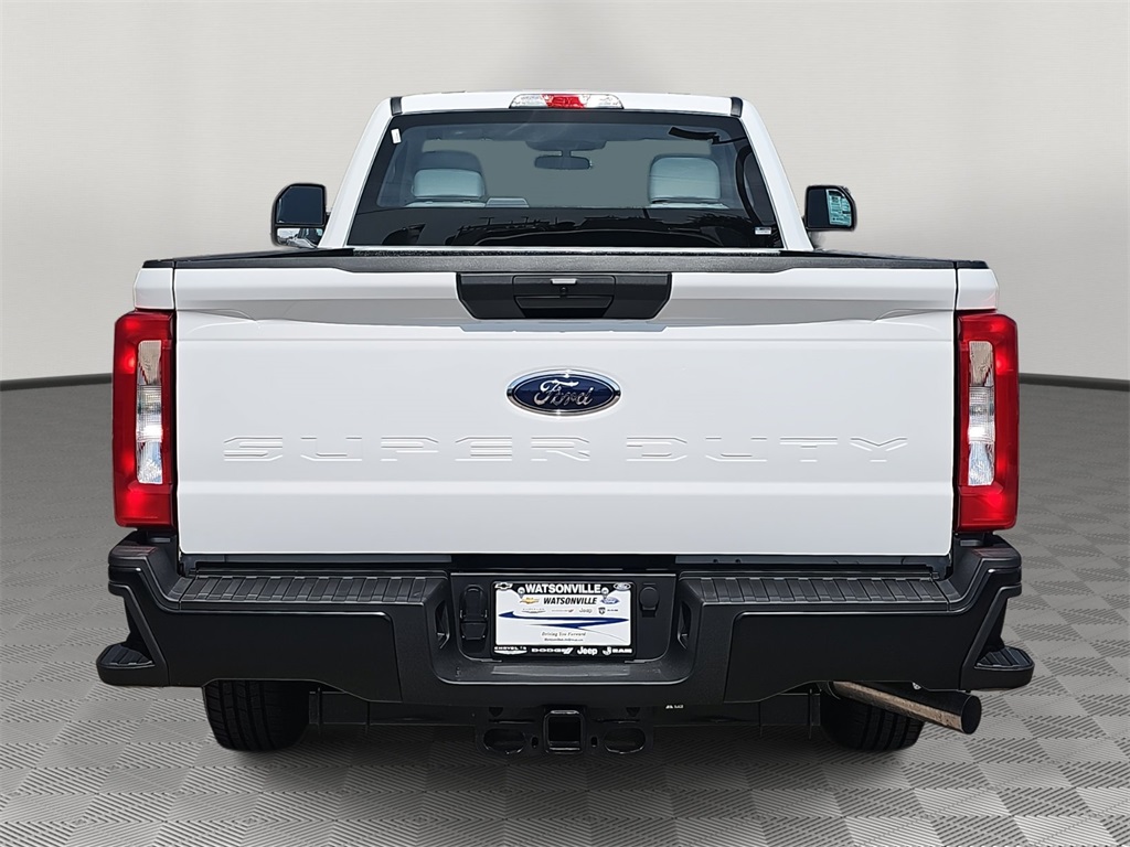 2025 Ford F-250 XL photo 4