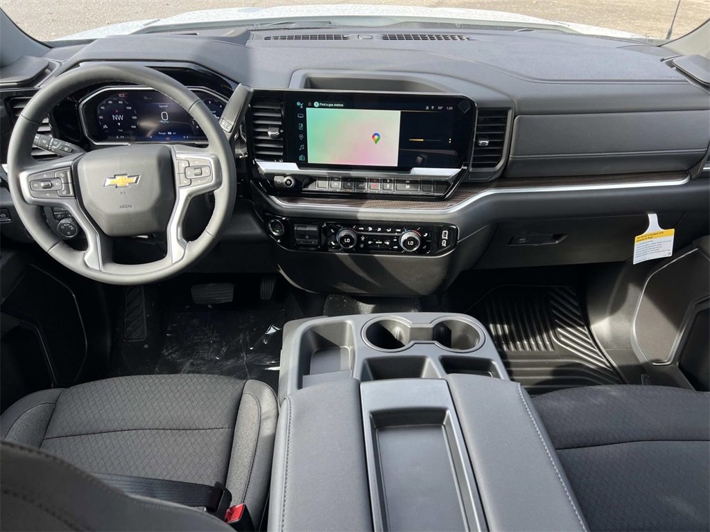 2026 Chevrolet Silverado 1500 LT photo 3