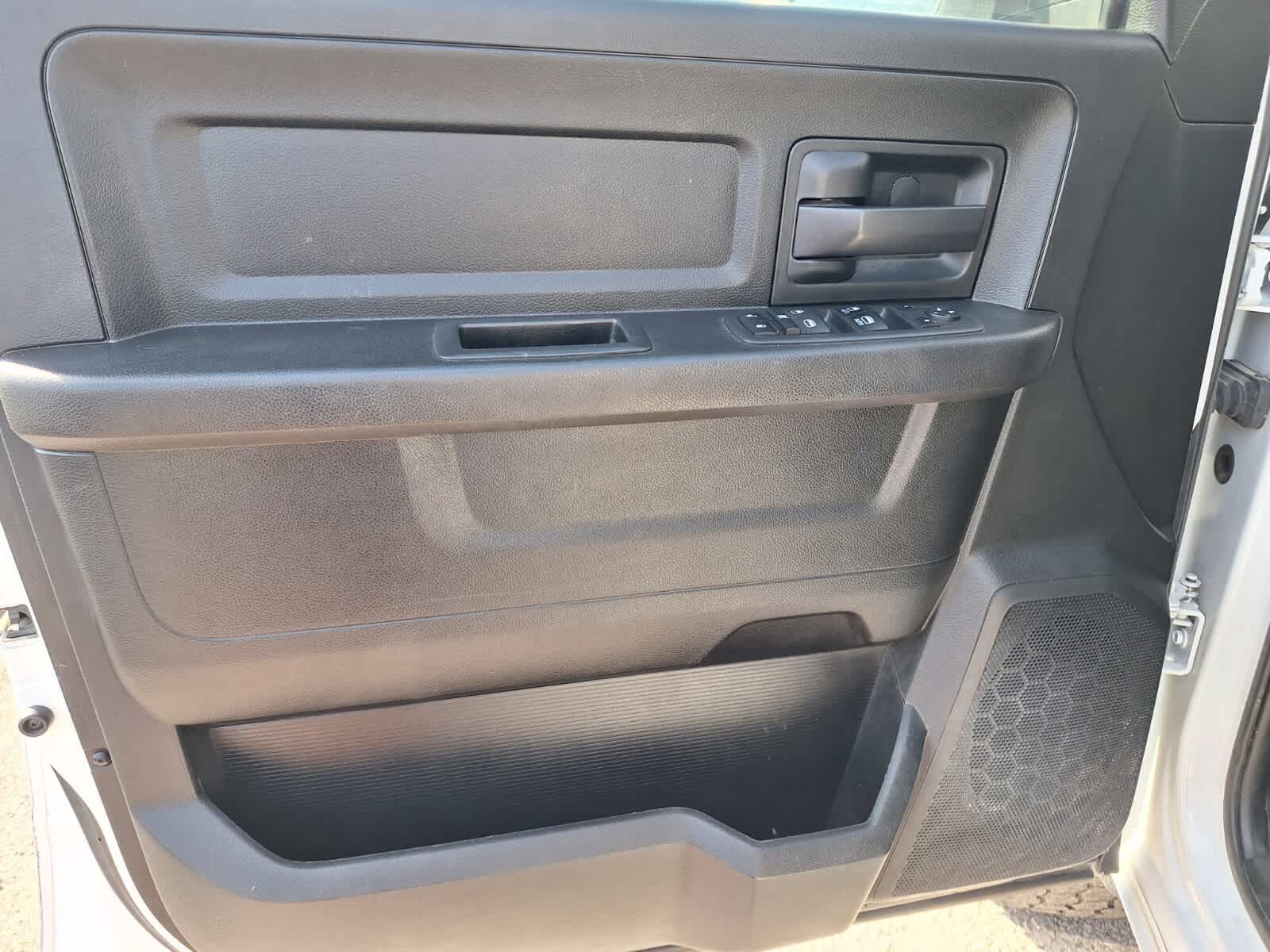 2018 Ram 2500 Tradesman photo 30