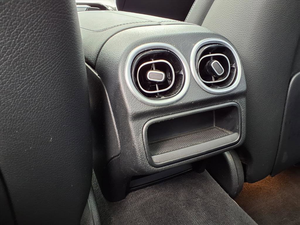 2023 Mercedes Benz C 300 photo 18