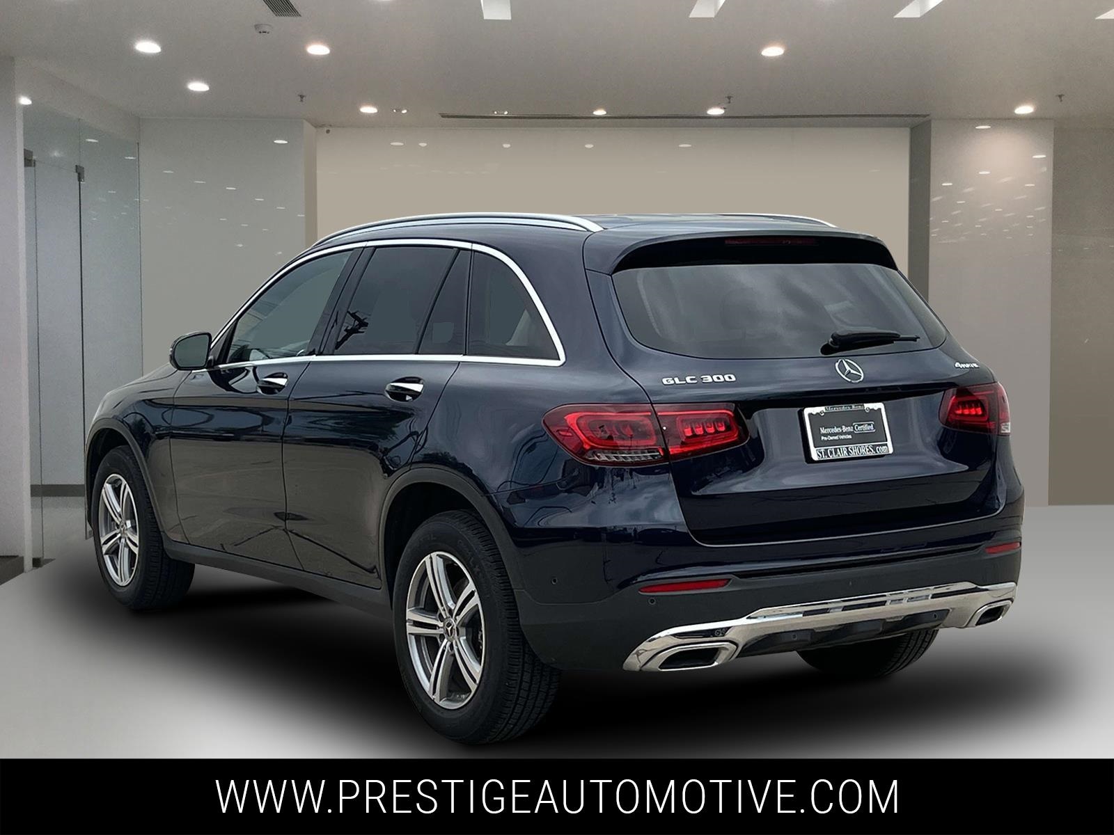 2022 Mercedes Benz GLC 300 4MATIC photo 3
