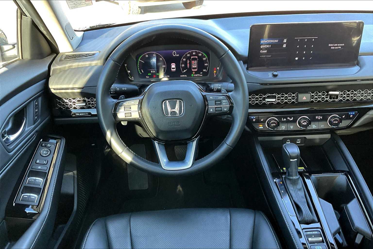 2024 Honda Accord Hybrid Touring photo 5