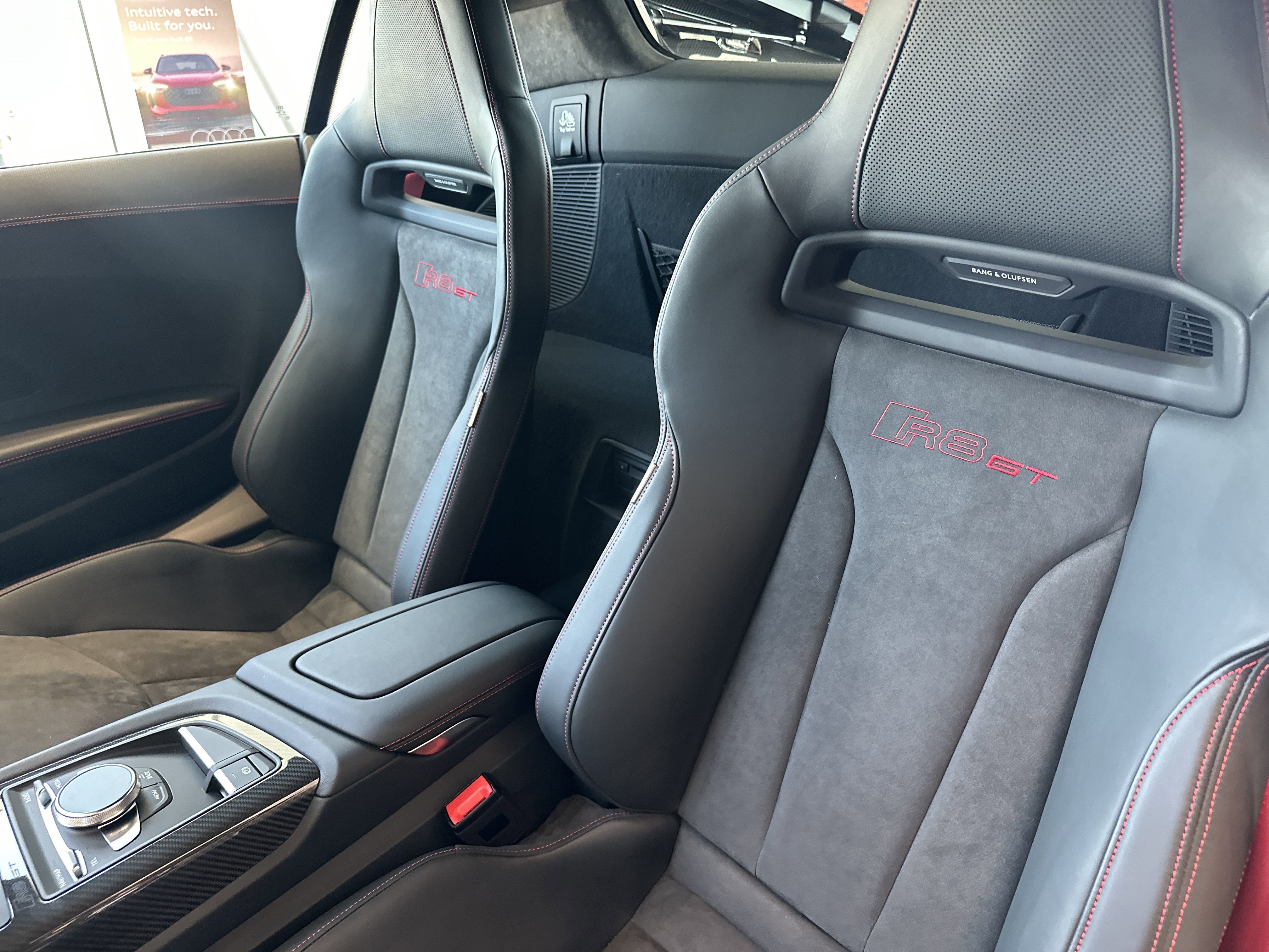 2023 Audi R8 Coupe V10 photo 3