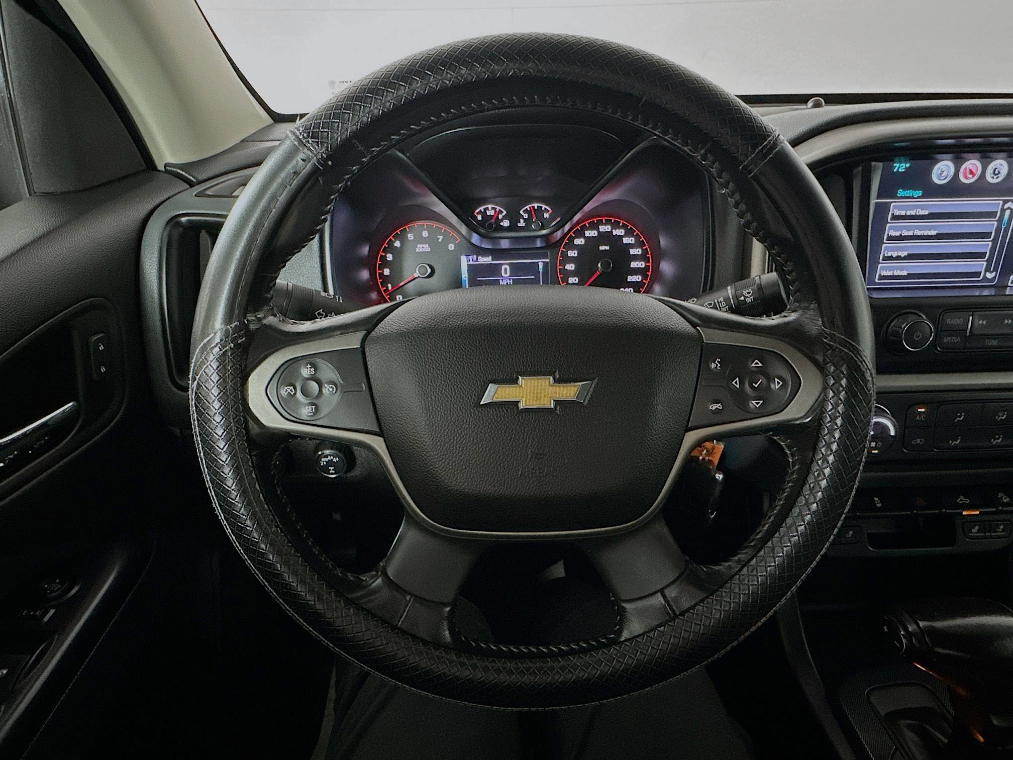2017 Chevrolet Colorado Z71 photo 11