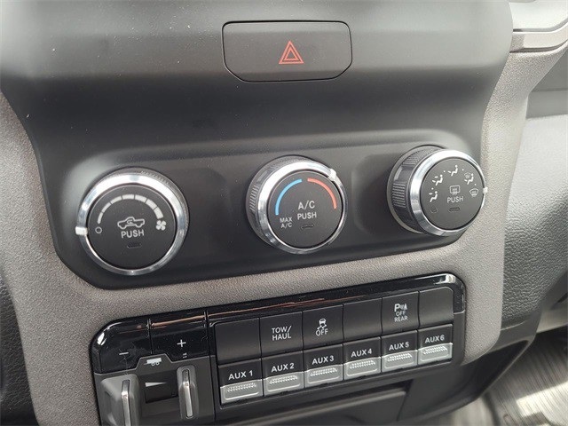 2024 Ram 3500 Tradesman photo 19