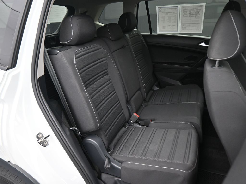 2024 Volkswagen Tiguan S photo 42