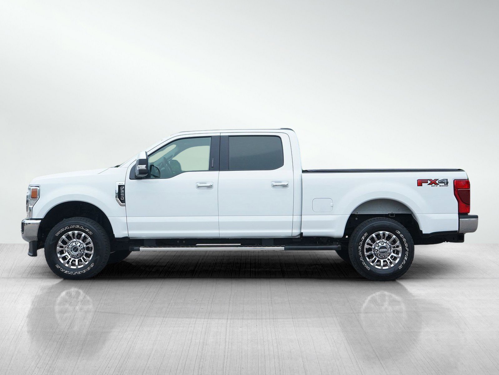 Used 2022 Ford F-250 Super Duty XLT with VIN 1FT7W2BNXNEG25534 for sale in Hopkins, Minnesota
