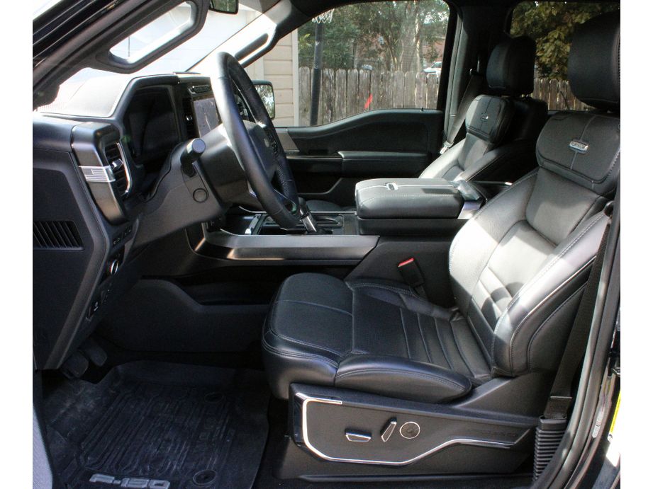 2024 Ford F-150 Platinum photo 4