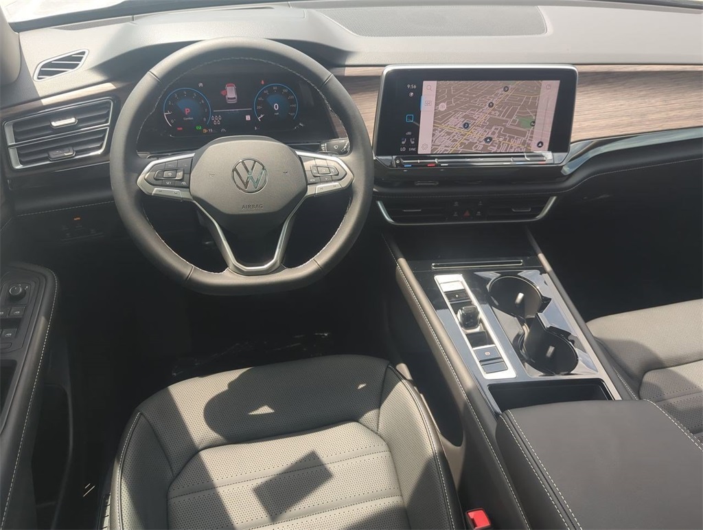 2025 Volkswagen Atlas SEL photo 19