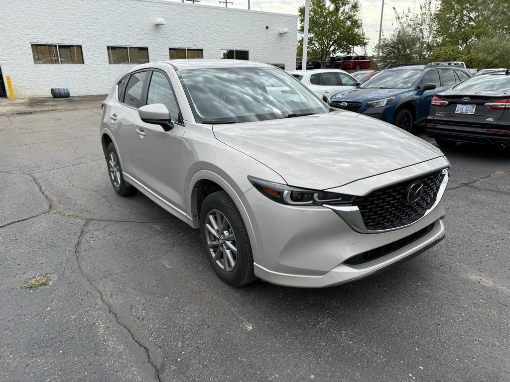 2024 Mazda CX-5 2.5 Select photo 4