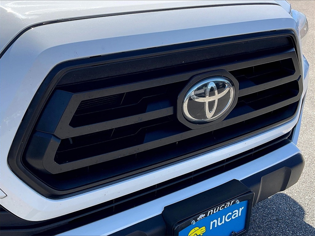 2020 Toyota Tacoma SR photo 27