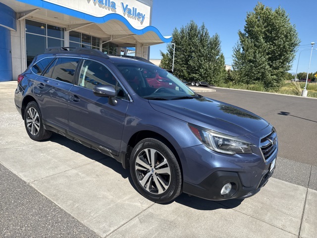 Used 2018 Subaru Outback Limited with VIN 4S4BSANC0J3327831 for sale in College Place, WA