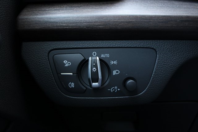 2024 Audi Q5 45 S line Premium photo 8