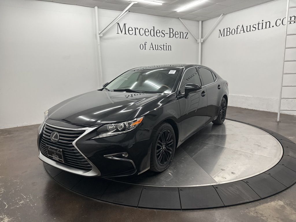2016 Lexus ES 350 photo 3