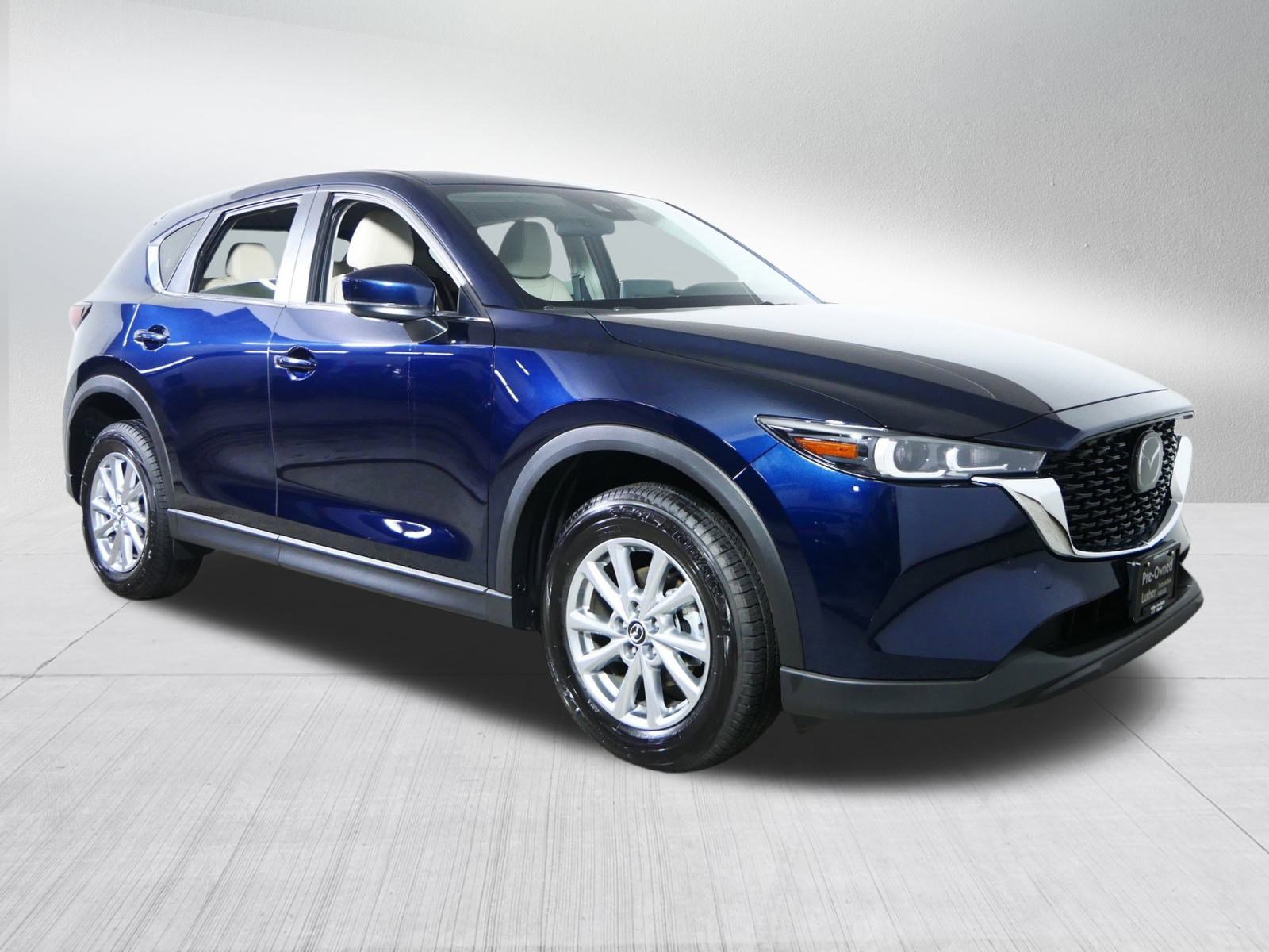 2022 Mazda CX-5 S Select Package's photo