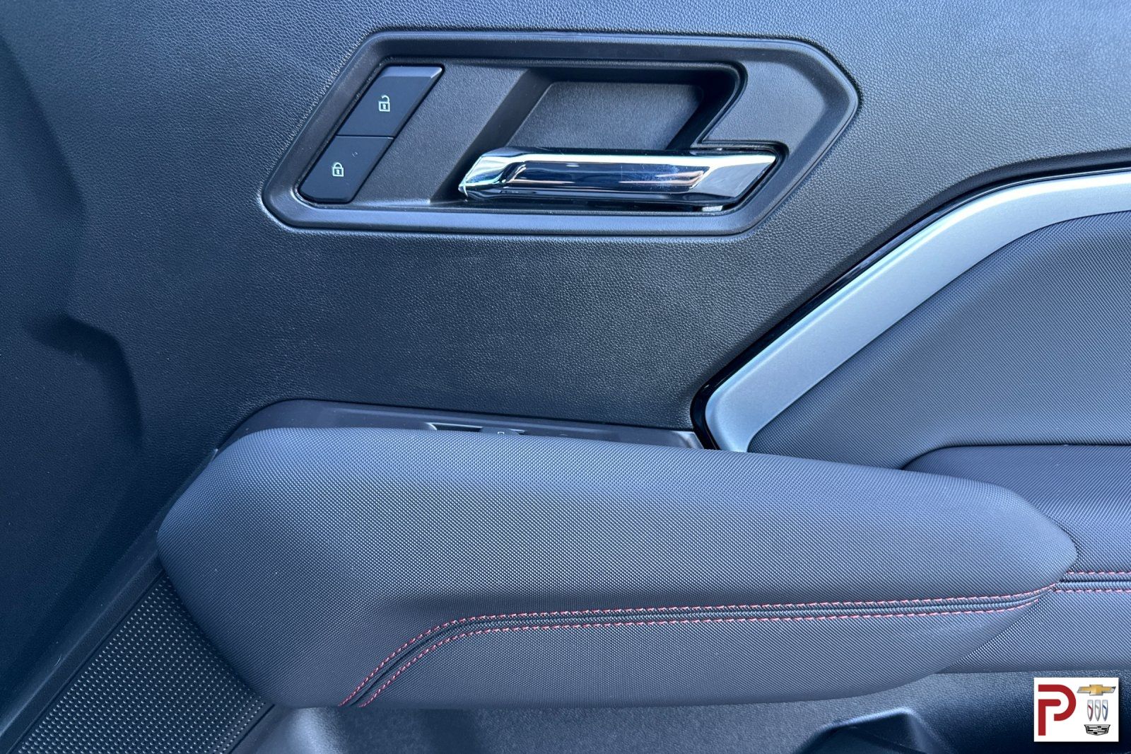 2024 Chevrolet Colorado Z71 photo 19