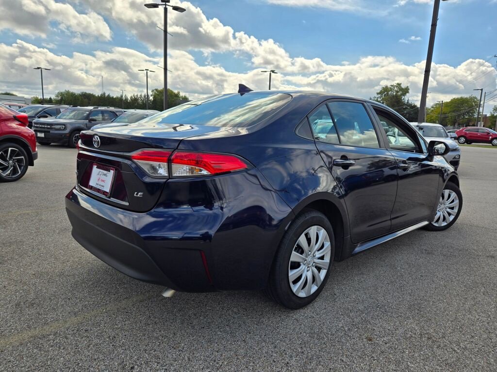 2023 Toyota Corolla LE photo 10