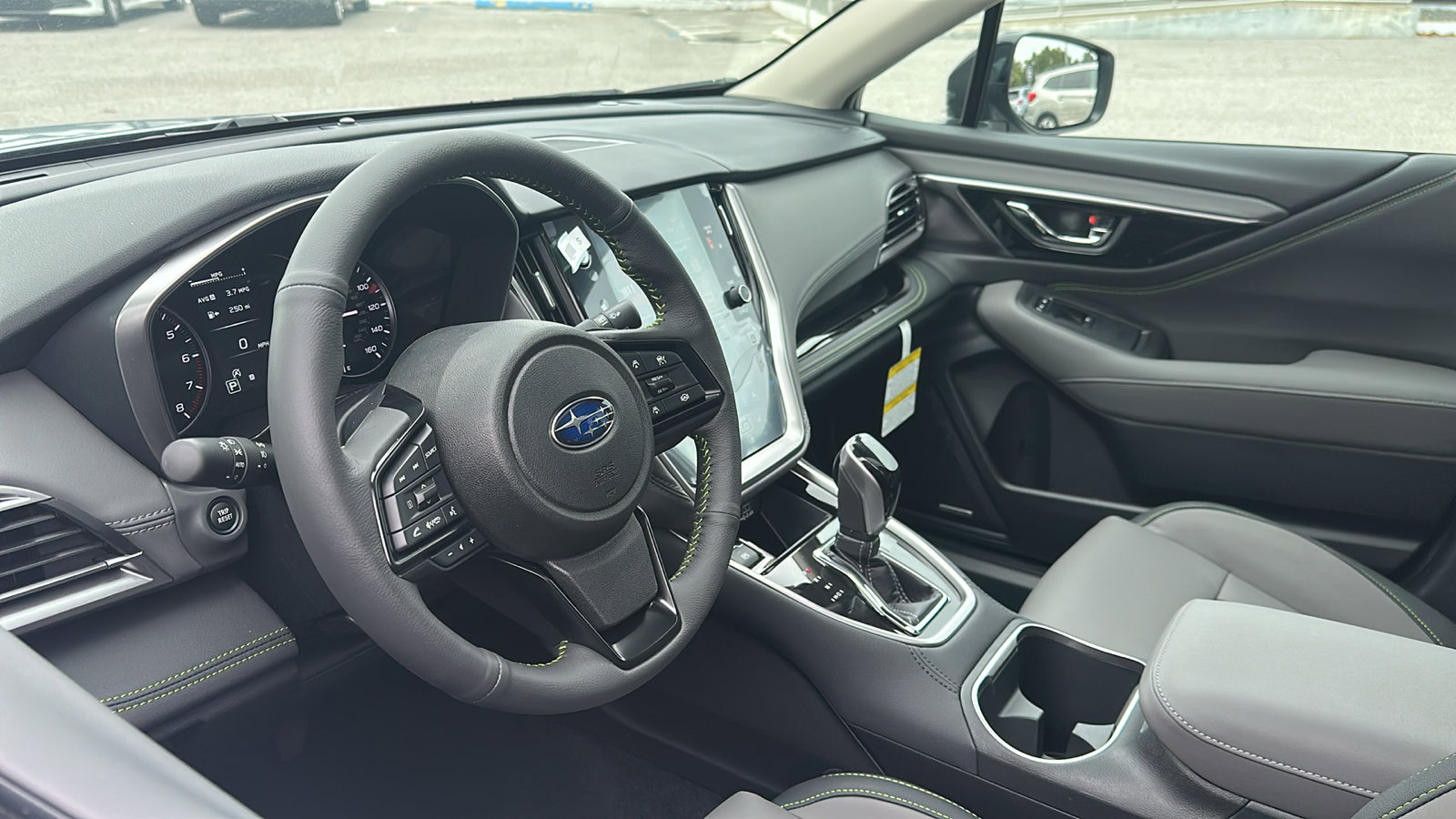 2025 Subaru Outback Onyx Edition XT photo 4