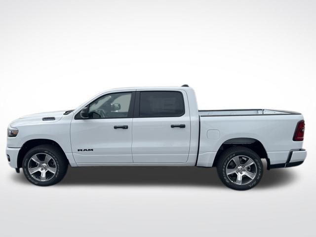 2025 Ram 1500 Tradesman photo 2