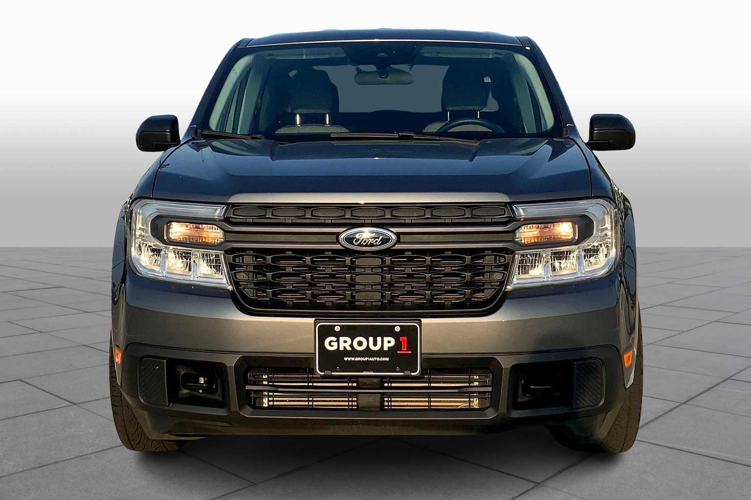2024 Ford Maverick XLT photo 2