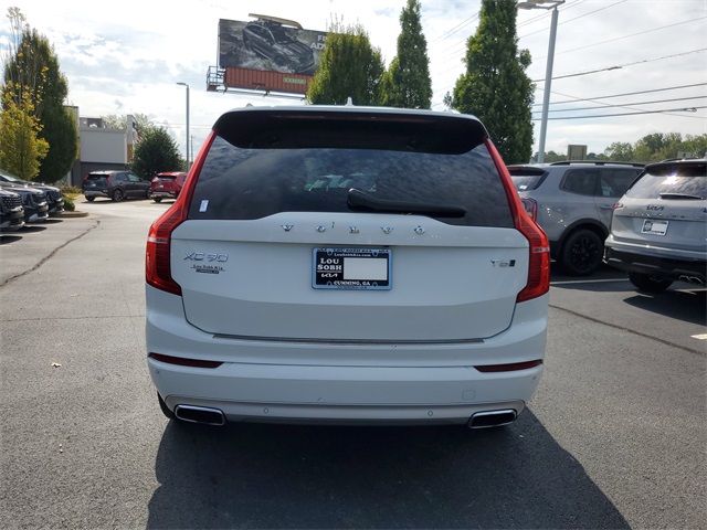 2020 Volvo XC90 T6 Momentum photo 5