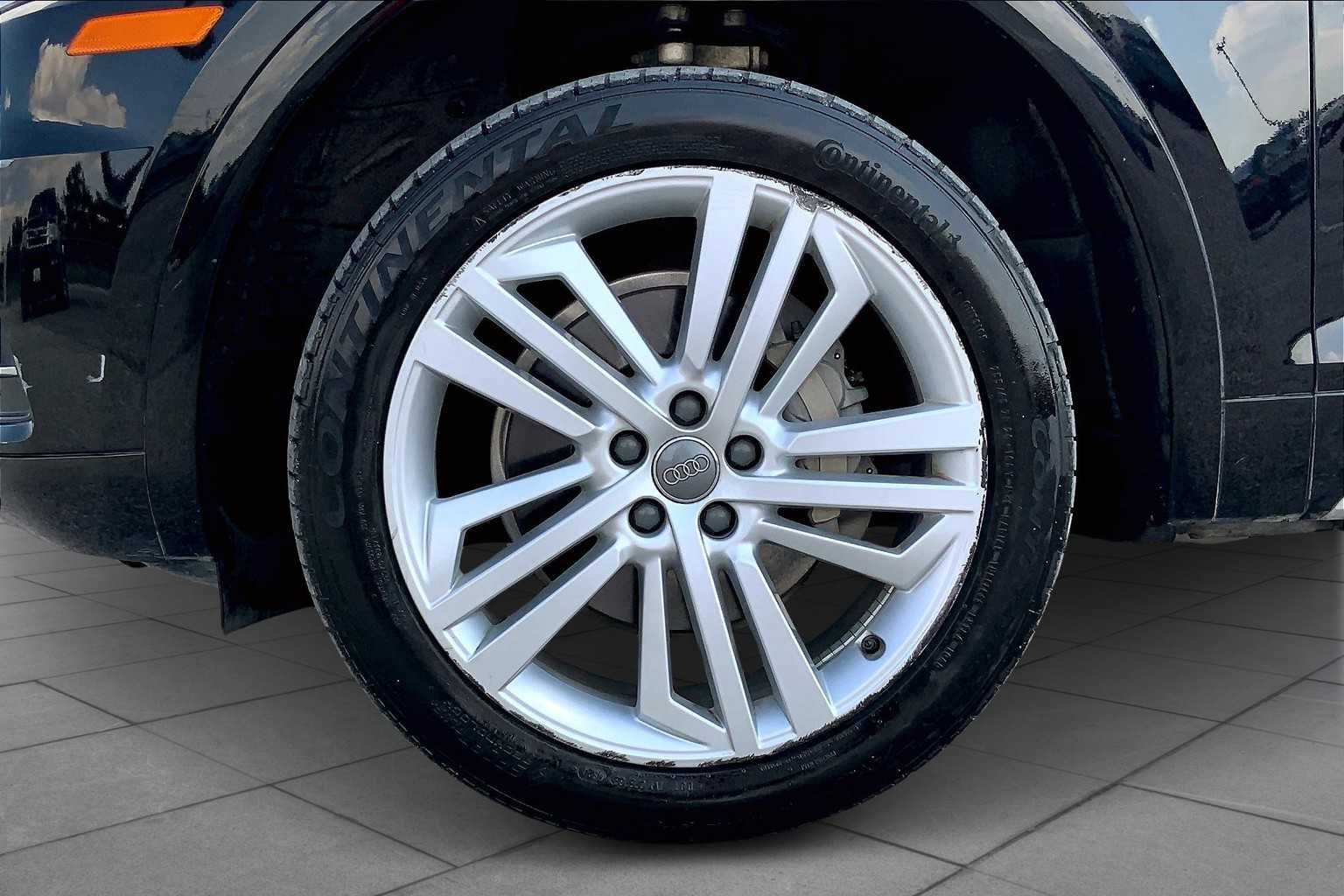 2019 Audi Q5 Premium Plus photo 9