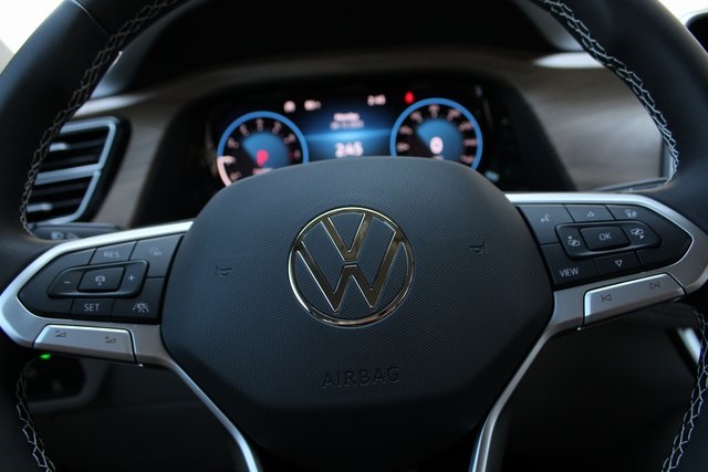 2026 Volkswagen Atlas SE Technology photo 10