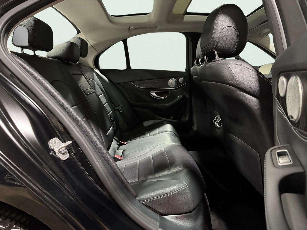 2015 Mercedes Benz C 300 4MATIC photo 24