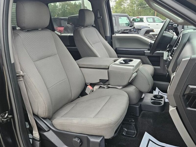 2018 Ford F-150 XLT photo 14