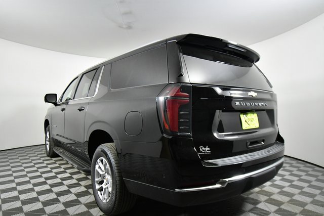 2025 Chevrolet Suburban LS photo 8