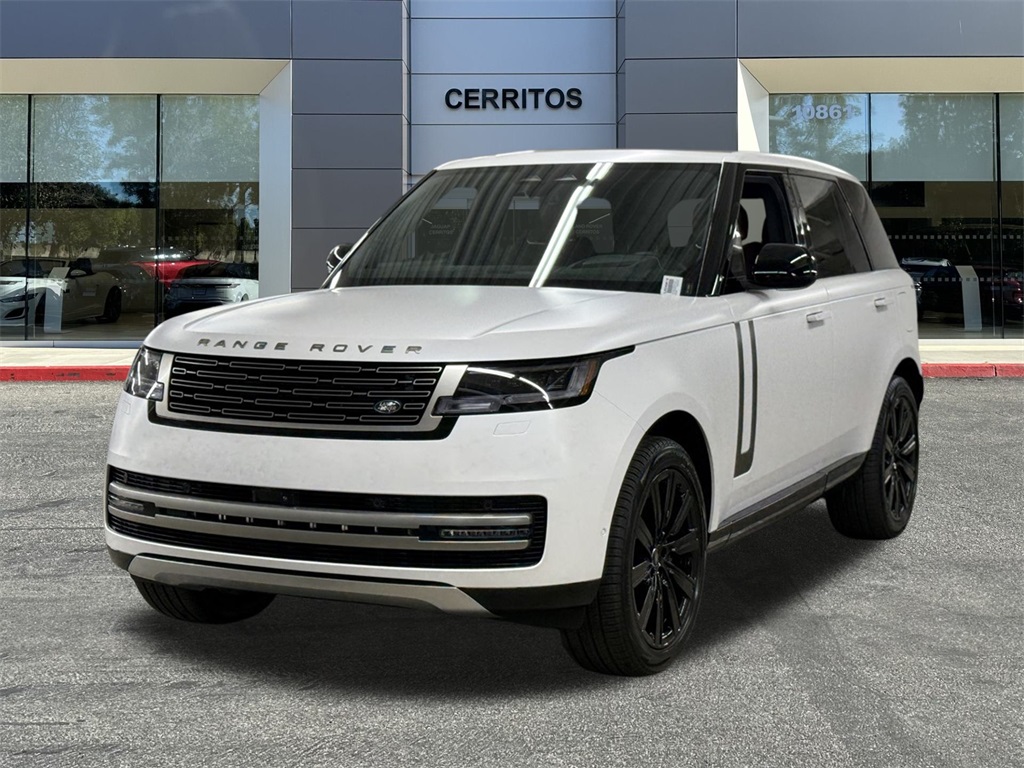 2025 Land Rover Range Rover SE's photo