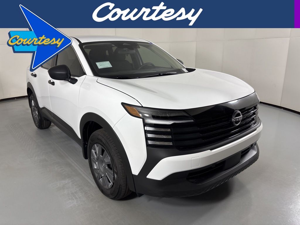 2026 Nissan KICKS S's photo