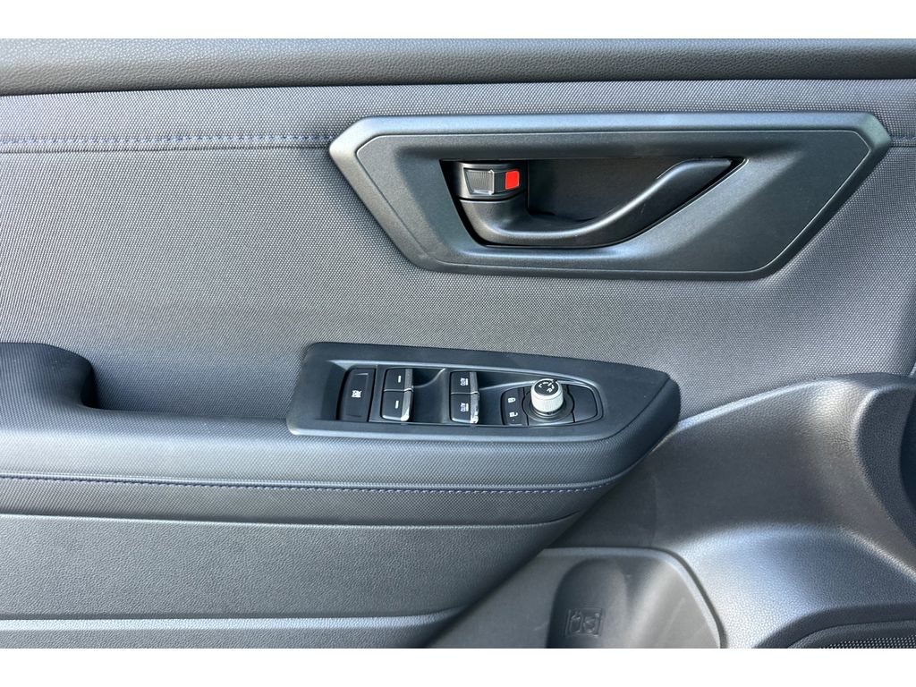 2025 Subaru Forester Premium photo 11