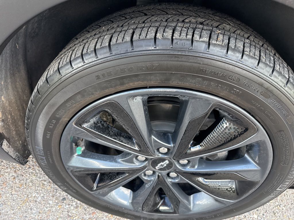 2022 Chevrolet Bolt EUV Premier photo 5