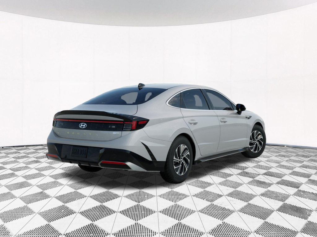 2026 Hyundai Sonata Hybrid Blue photo 3