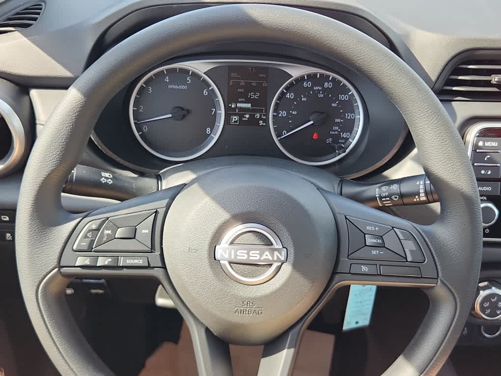 2025 Nissan Versa S photo 13