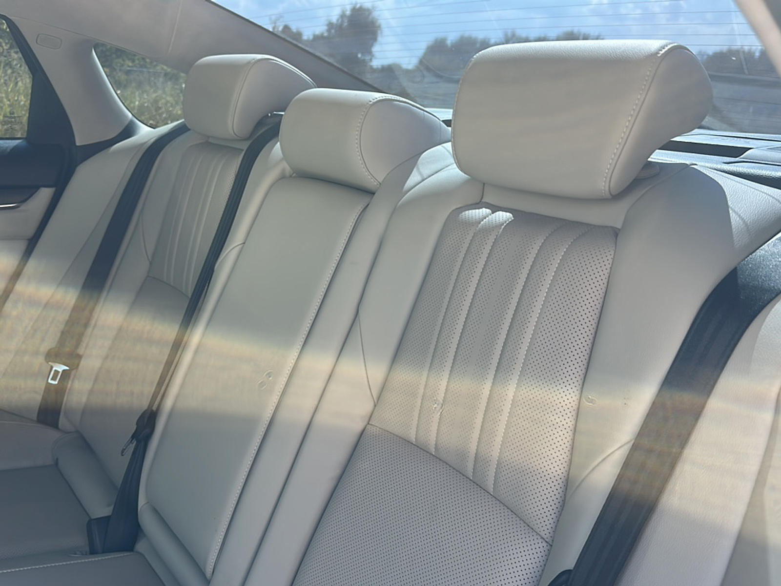 2018 Honda Accord Touring photo 7