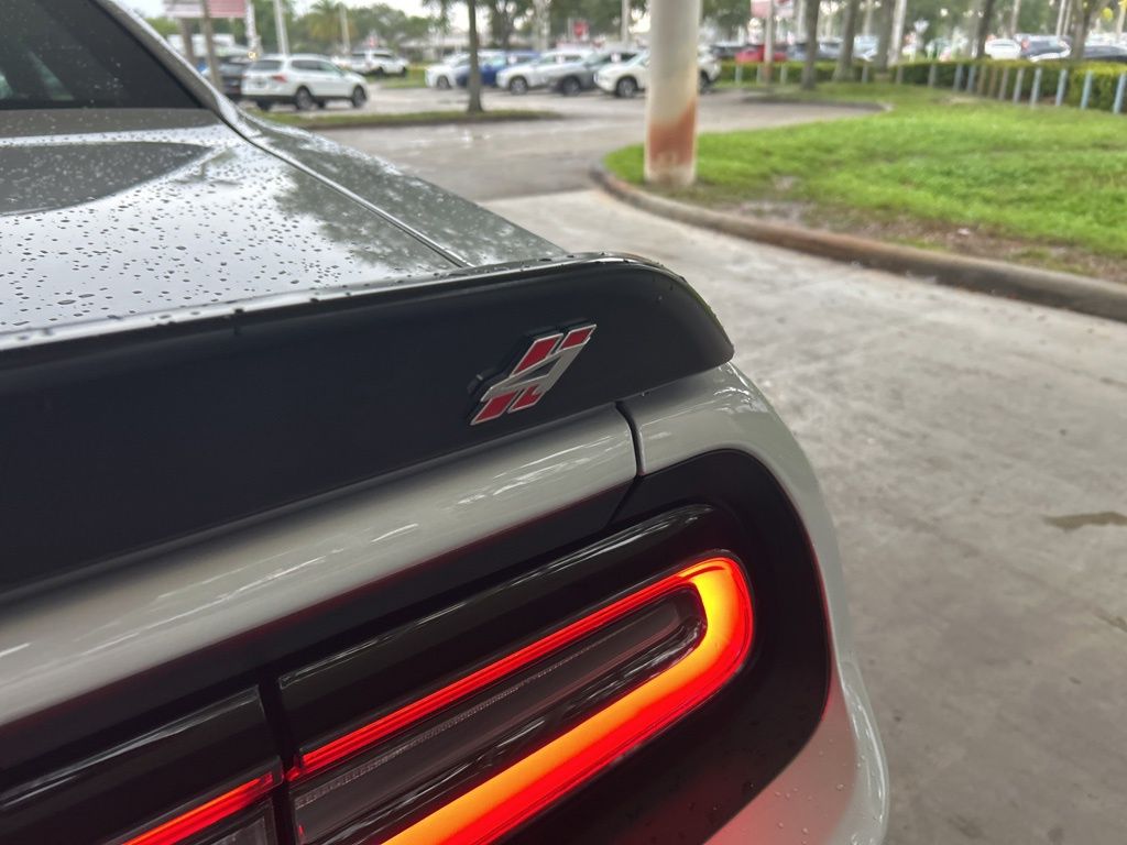 2023 Dodge Challenger SXT photo 18